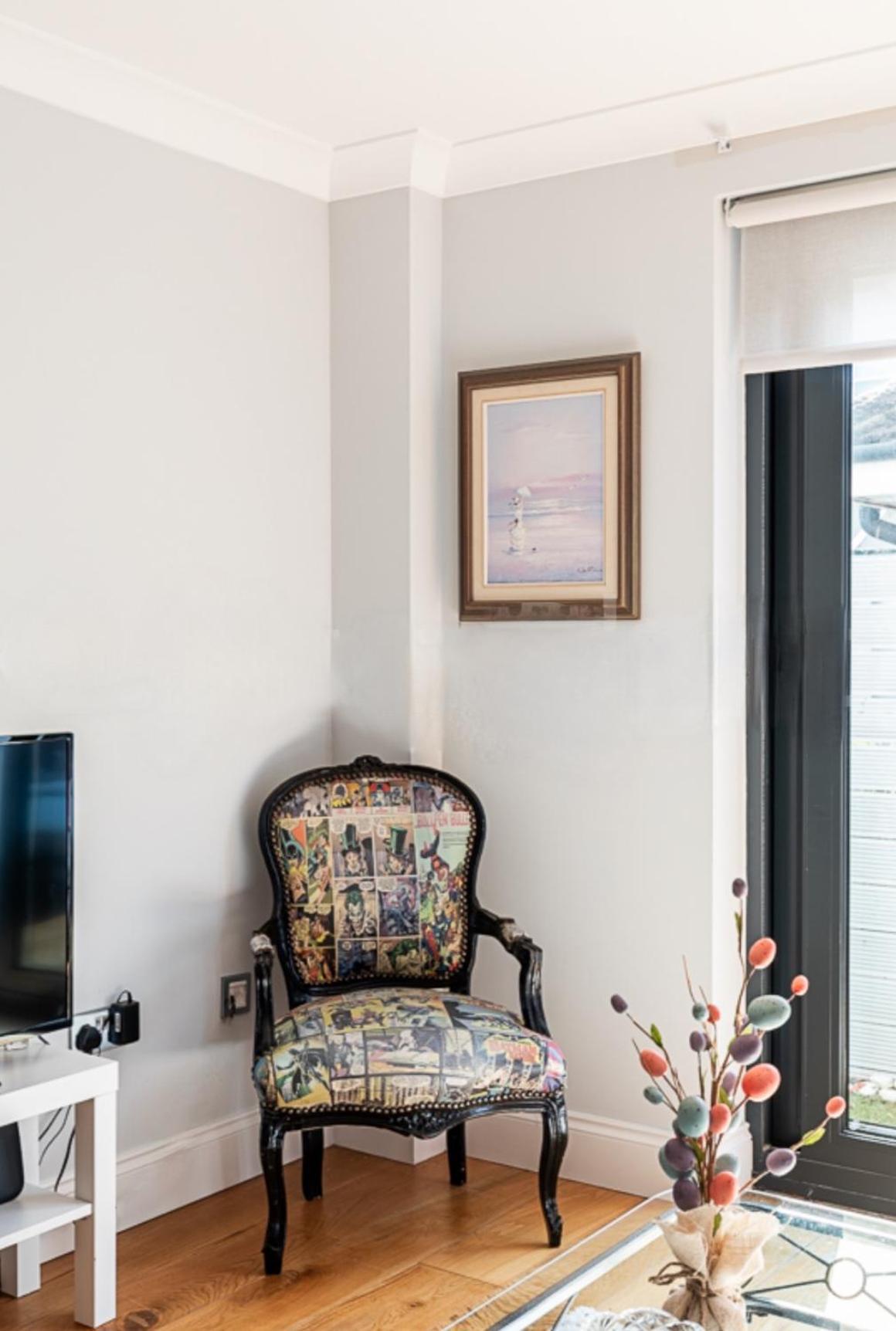 Exceptional 2 Bed Boutique Home In Мил Хил Екстериор снимка